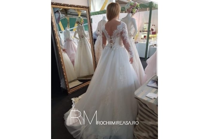 Rochie mireasa Rochie mireasa